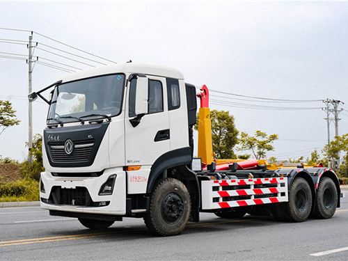 RLQ5250ZXXD6天龍后雙橋18方勾臂垃圾車